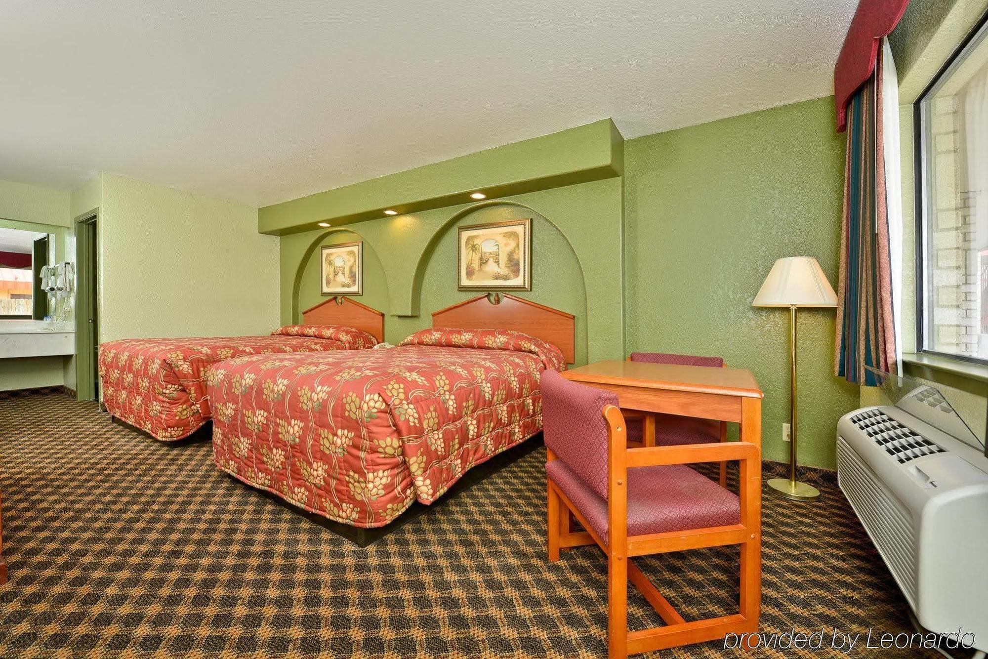 Budget Inn San Antonio Downtown I-10 East Extérieur photo